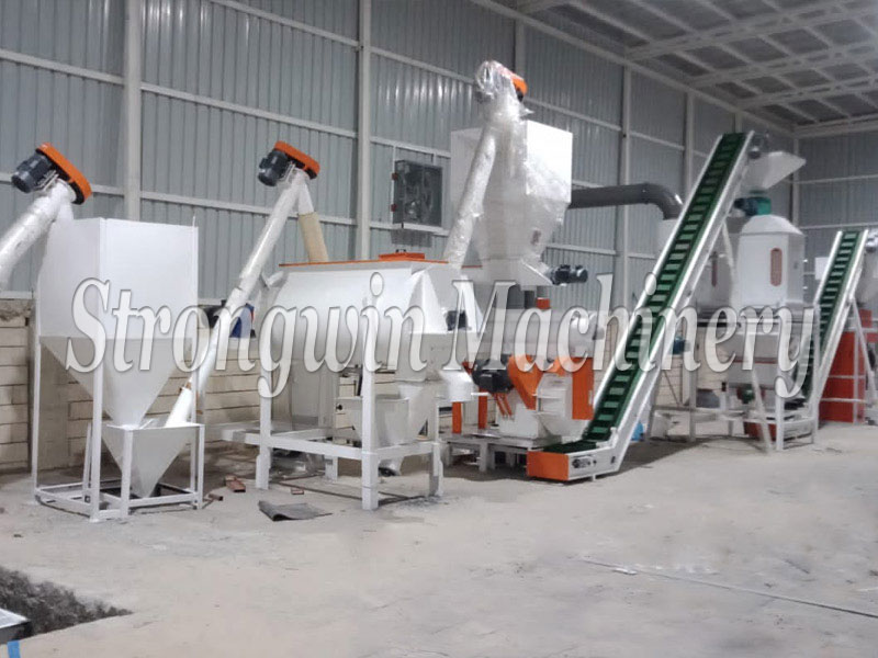 small feed pellet manufacturing line