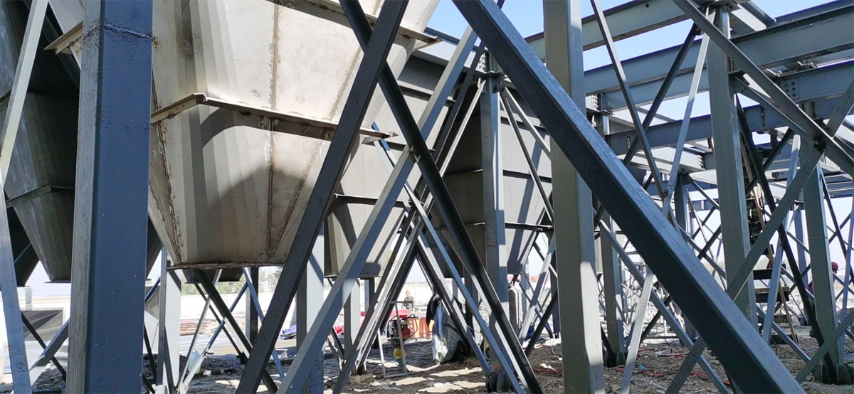 Bulk storage silo group raw material silo in Jilin Province