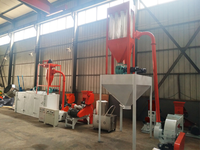 floating fish feed plant
