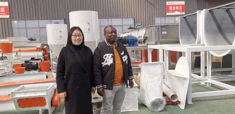 Cameroon customer visits the factory and orders fish feed extruder machine