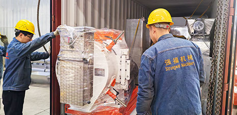 Pellet Machine & Cooler & Crumbler packing and shipping to Peru