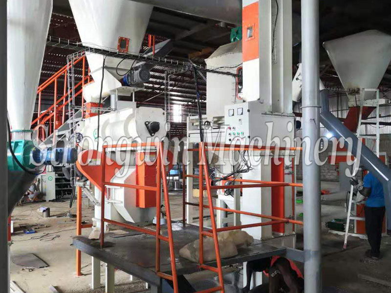 poultry feed production line