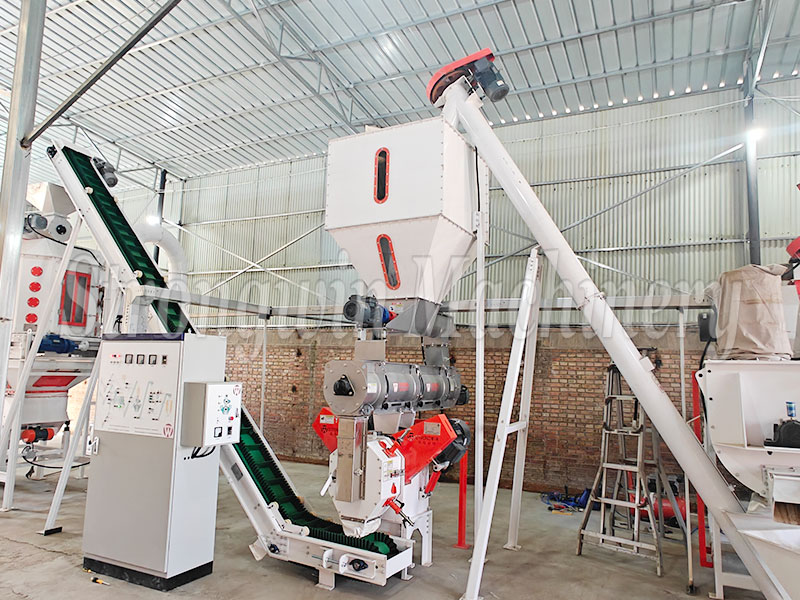 small feed manufacturing line