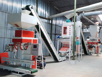 small feed pellet manufacturing line