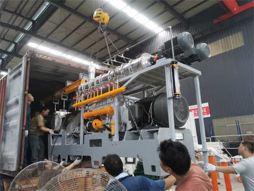 Twin screw fish food production line Shipping to Ukraine