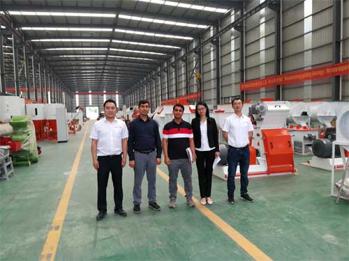 Afghanistan Customers Visit Strongwin For 8T/H feed equipment