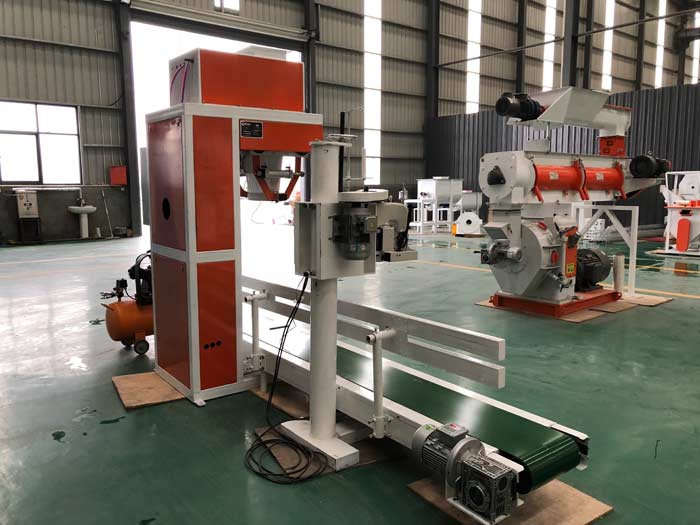 animal feed packing machine