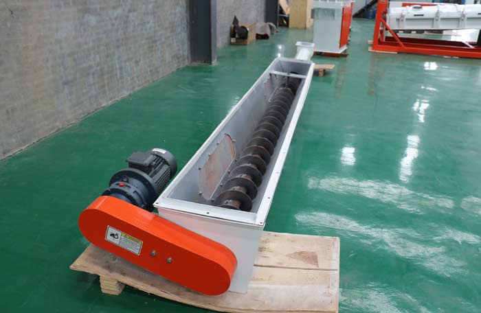 feed screw conveyor system