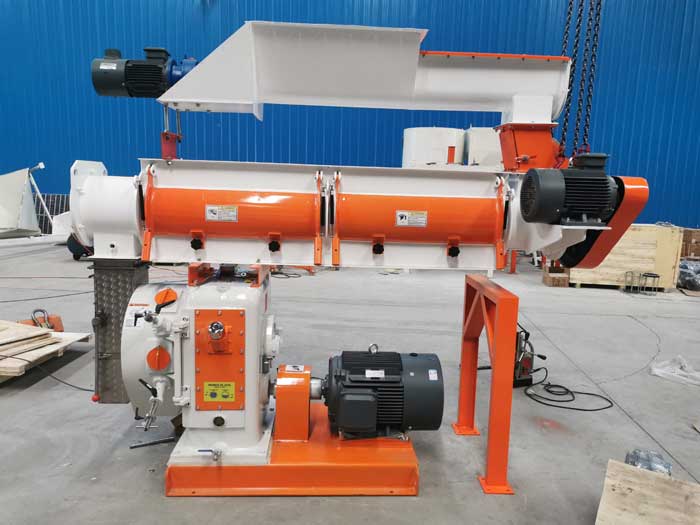 Brazilian customer ordered SZLH 320 feed pellet machine