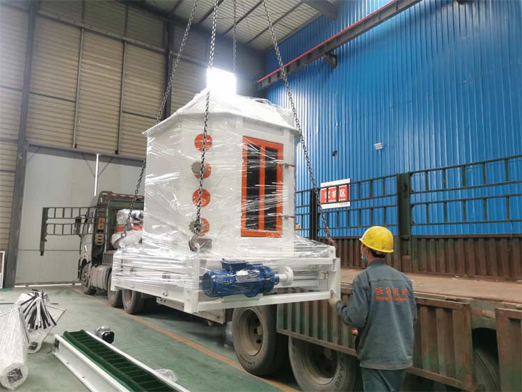 1.5-2.5t/h chicken feed pellet plant packing and shipping