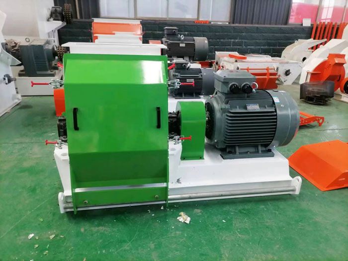 55kw dust explosion-proof crusher and packaging scale packing and shipping to Sichuan Province, China