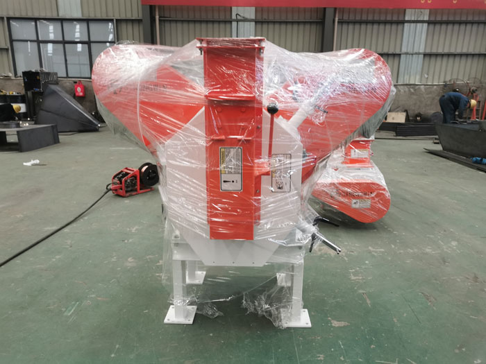 SZLH250 feed pellet making machine and conveyor packing and shipping to Jiangxi Province, China