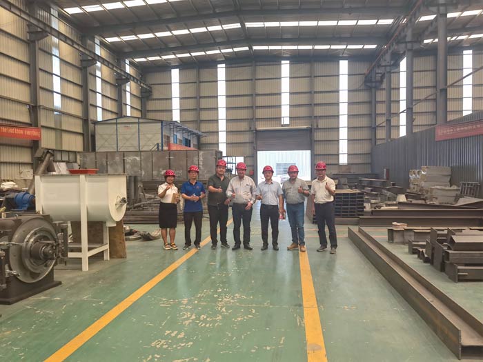 Uruguayan customers visit feed pellet production plant factory