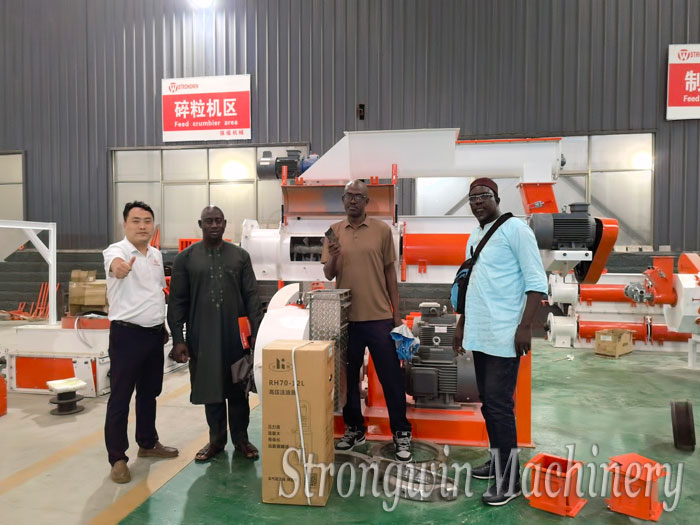 Customers for Senegal, visit our factory and inspect machines quality. they are satisfied and pay the prepaid on the spot