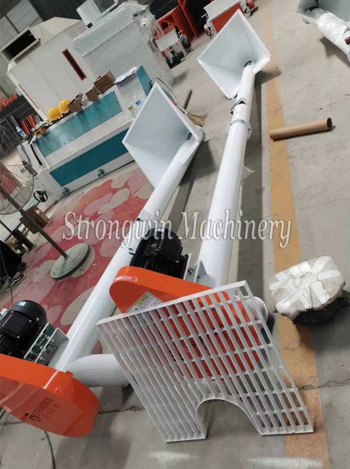 SZLH250 Poultry Feed Pellet Machine and Feed Mixer Machine Packing and Shipping to Romania