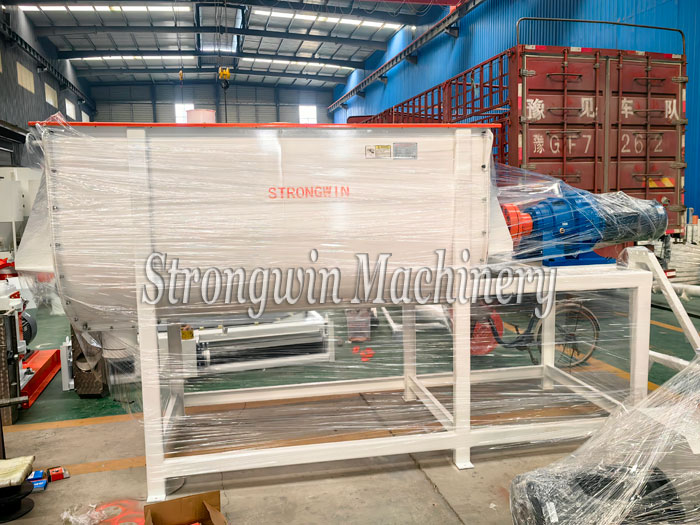 Powder mixing machine and conveyor packing and shipping to Zhejiang Province