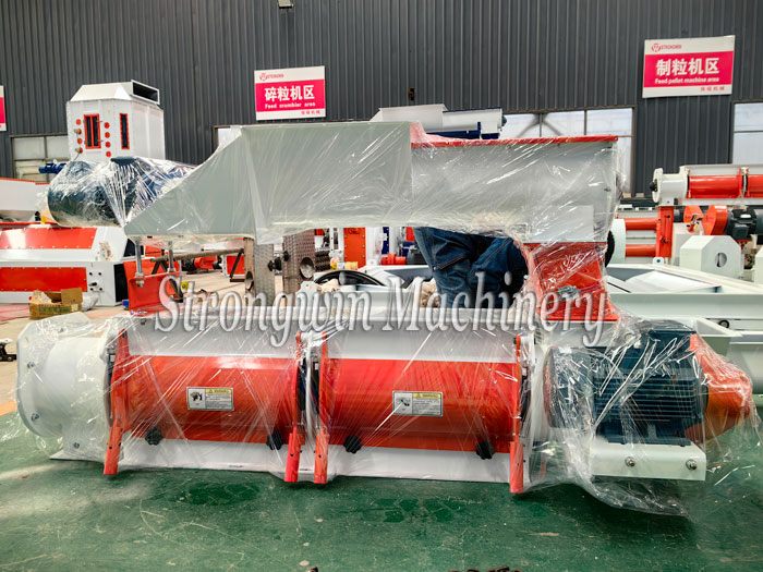 SZLH250 feed pellet machine and DGP160 fish feed extruder packing and shipping to Ecuador