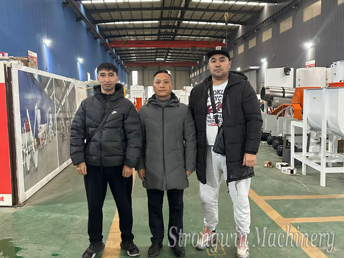 Kazakhstan Customers Visit Strongwin factory For Feed Manufacturing Plant