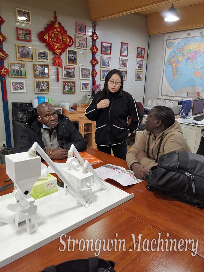 Mali Customers Visit Strongwin Feed Machines Factory