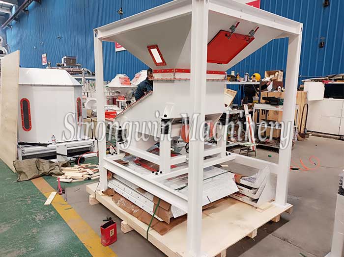 The cooling system and crumbler packing and shipping to Poland