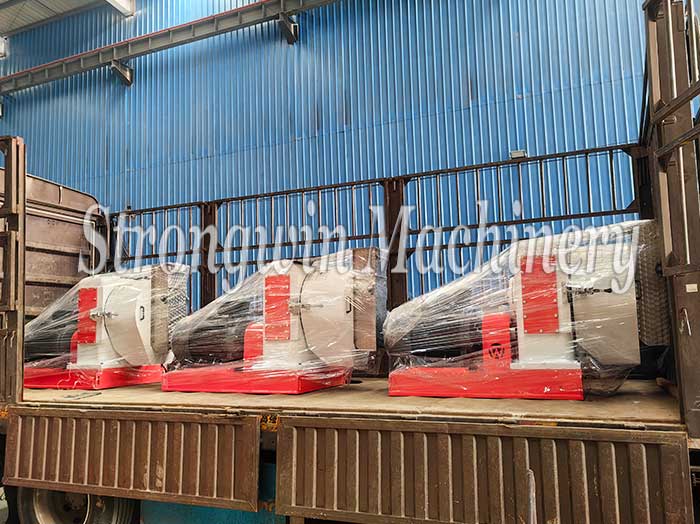 3 sets of Feed Pellet Machines & ring mould packing and shipping to Dalian,China