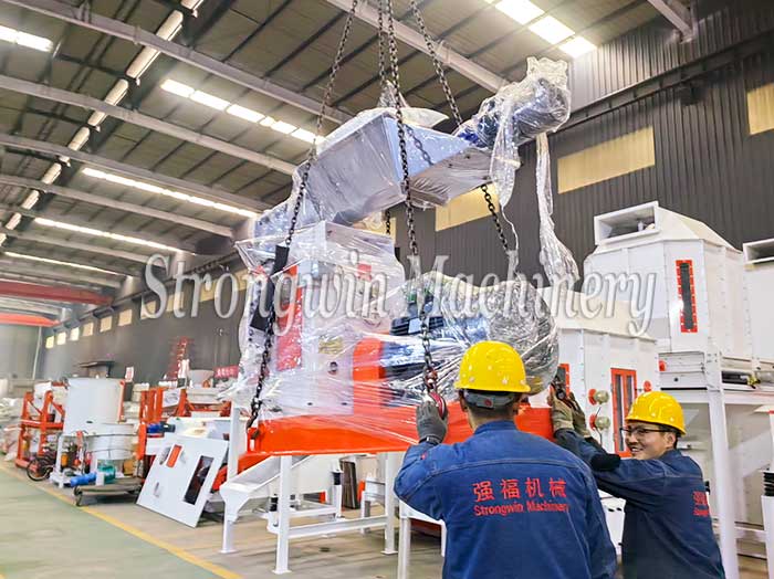 SZLH350 Animal Feed Particle Production Plant packing and shipping to Anhui Province, China