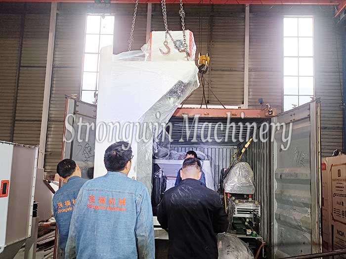 SZLH 250 Animal Feed Pellet Production Machines packing and shipping to Venezuela