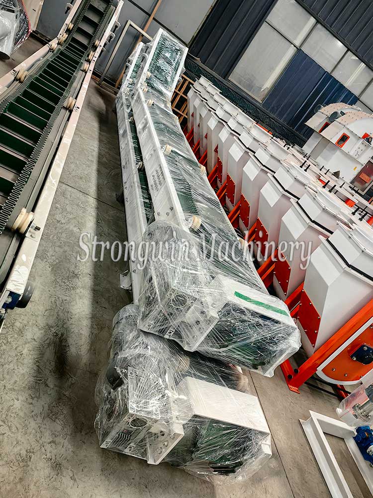 Complete set of SZLH320 Feed Pellet Production Machine packing and shipping to Colombia