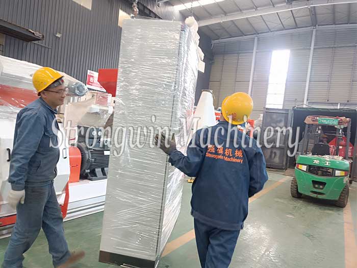 Packing in progress — SZLH250 animal feed production plant is on its way to Zimbabwe