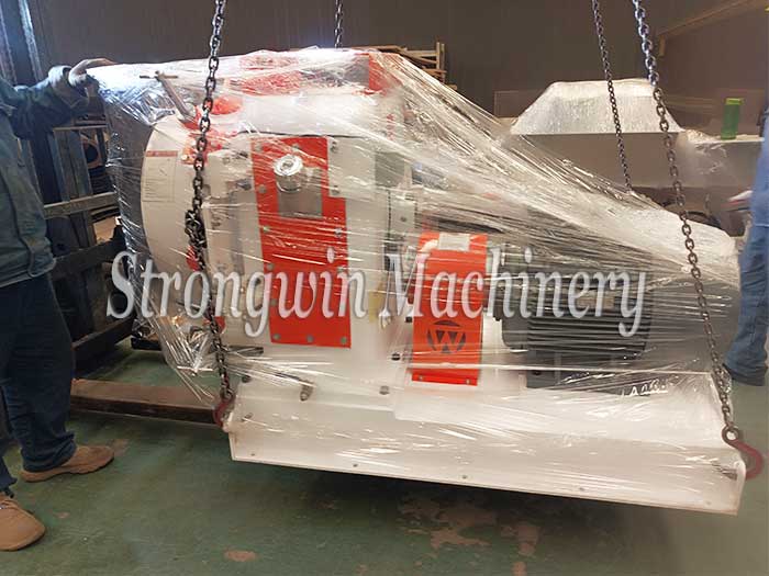 Packing in progress — SZLH320 Animal Feed Pellet Plant Equipments are on its way to Peru